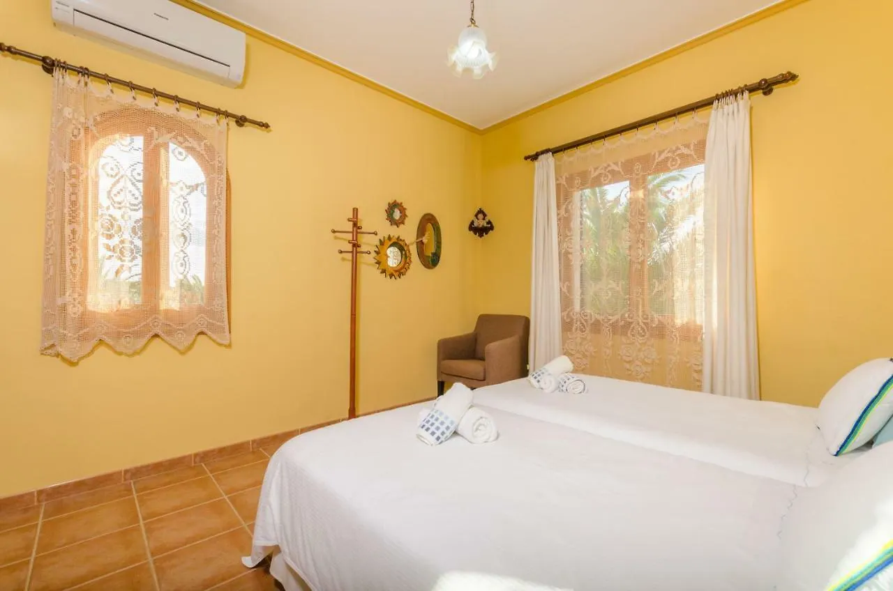 Villa Santa Eulalia Petit Santa Margarita